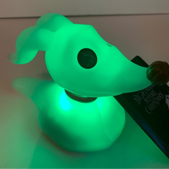 NWT. Zero light up figurine. Plastic Zero dog figurine from Disney’s NBC - Picture 5 of 15